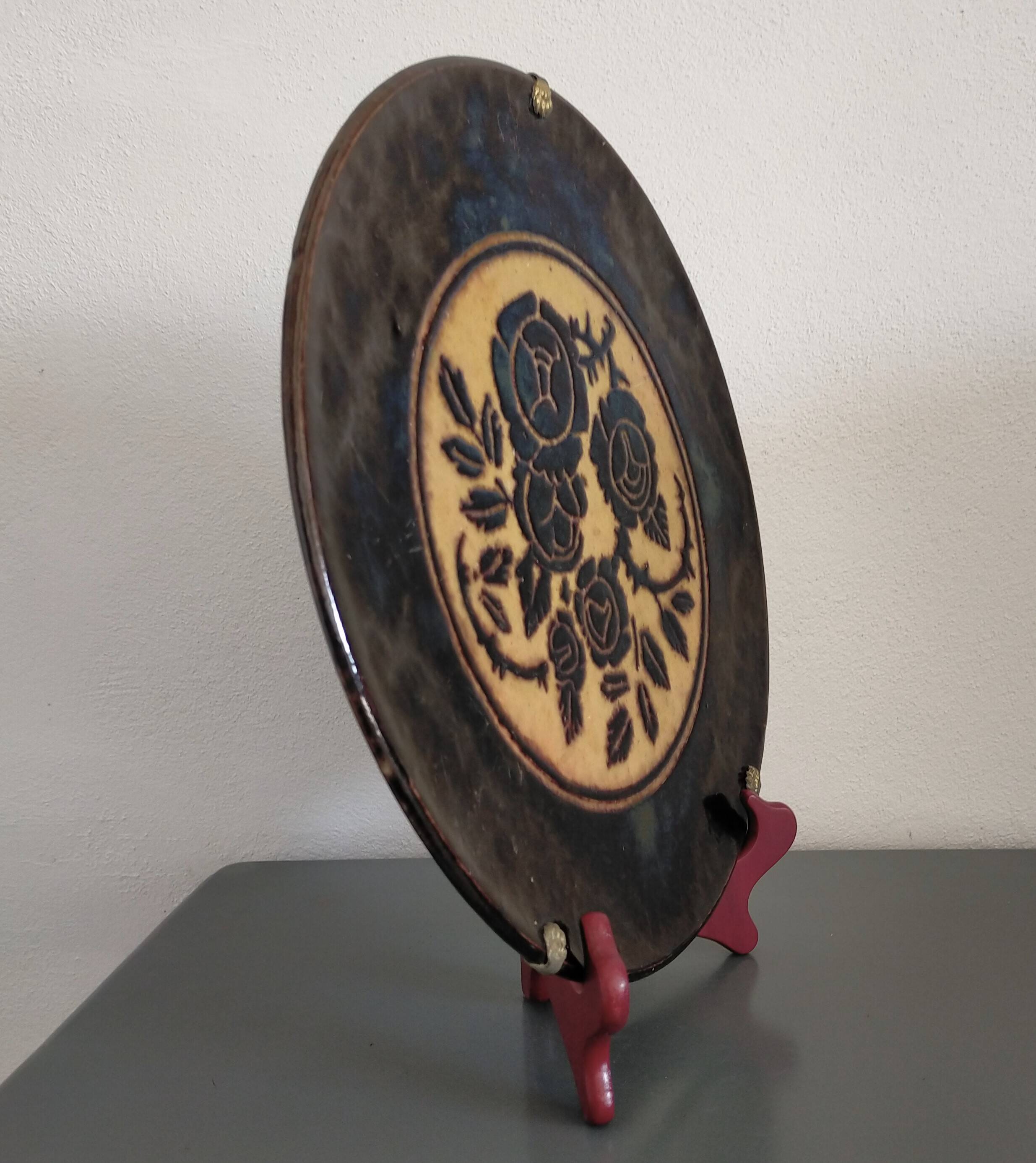 Plat Dauphinois vintage en terre cuite vernissée décor roses