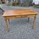 Bureau style Louis Philippe en merisier massif