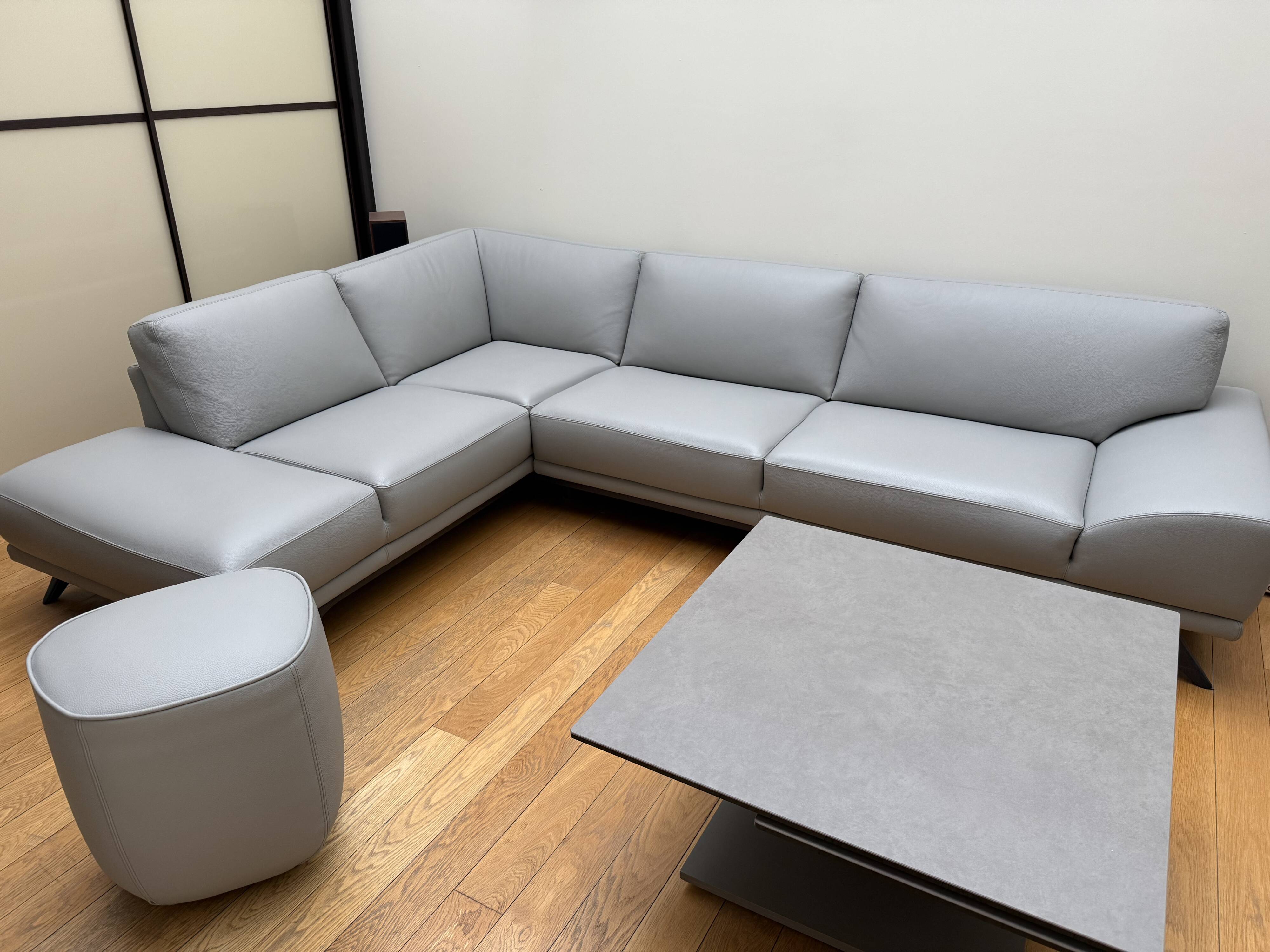 Roche bobois evidence corner sofa medium grey and 3 poufs