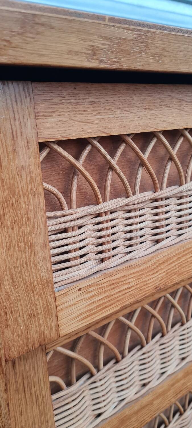 Vintage chest of drawers with compass and rattan foot