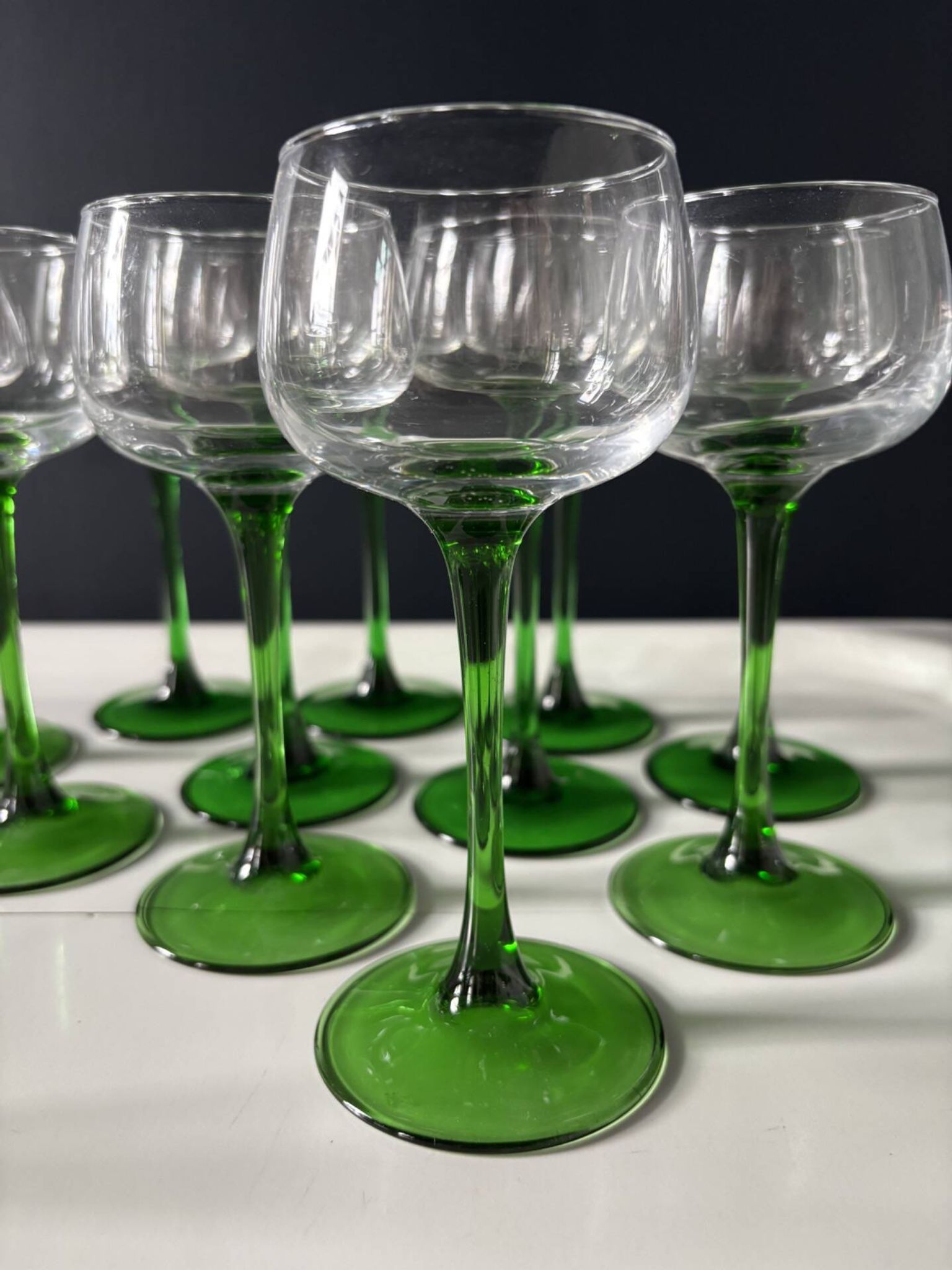 Lot de 12 verres Roemer alsacien pied vert