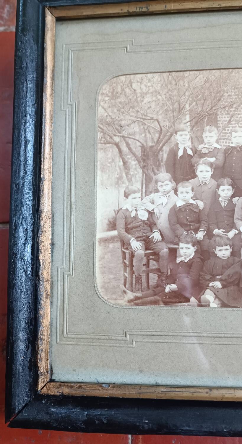 Photo de classe école de garçon