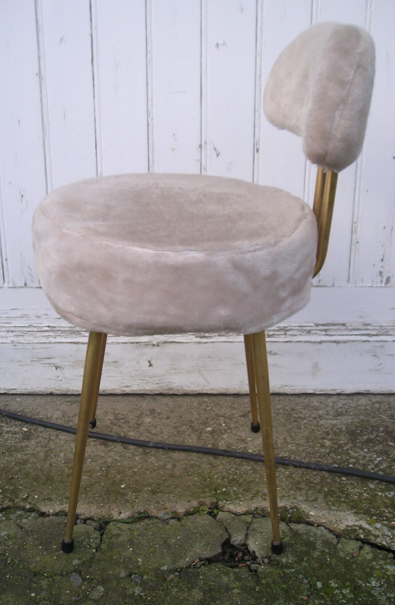 Pelfran moumoute chair