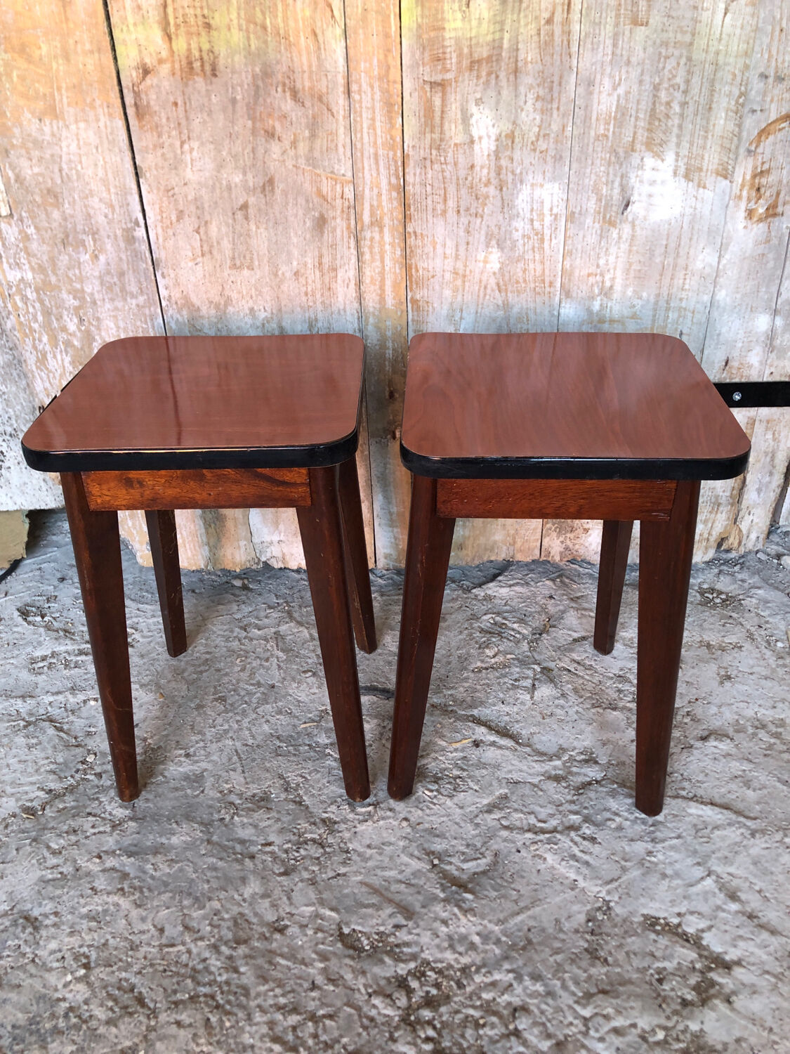 Paire de tabourets style scandinave bois & formica