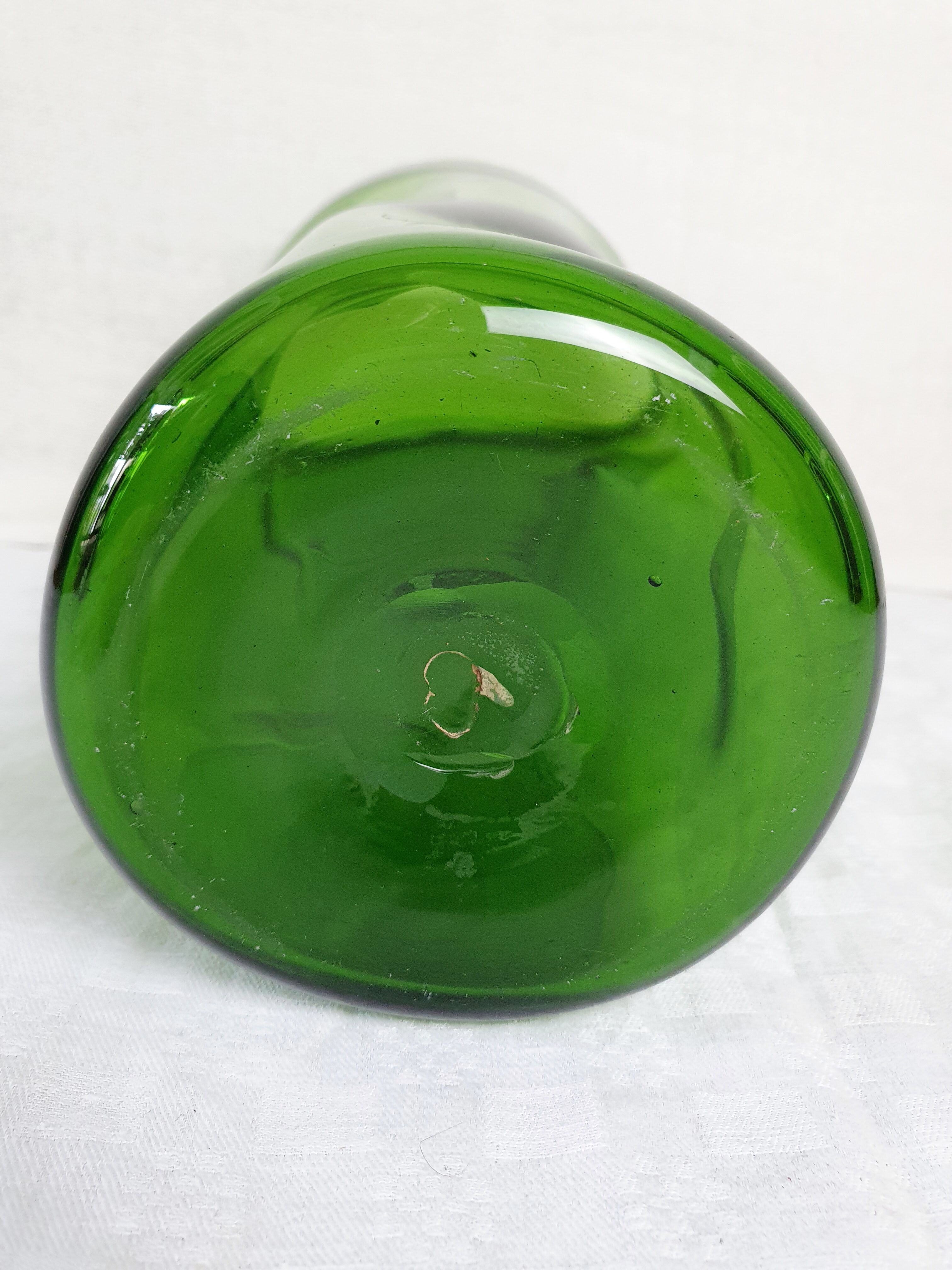 Mouth-blown vase 1960