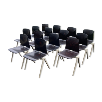 Lot de 14 chaises Galvanitas S22