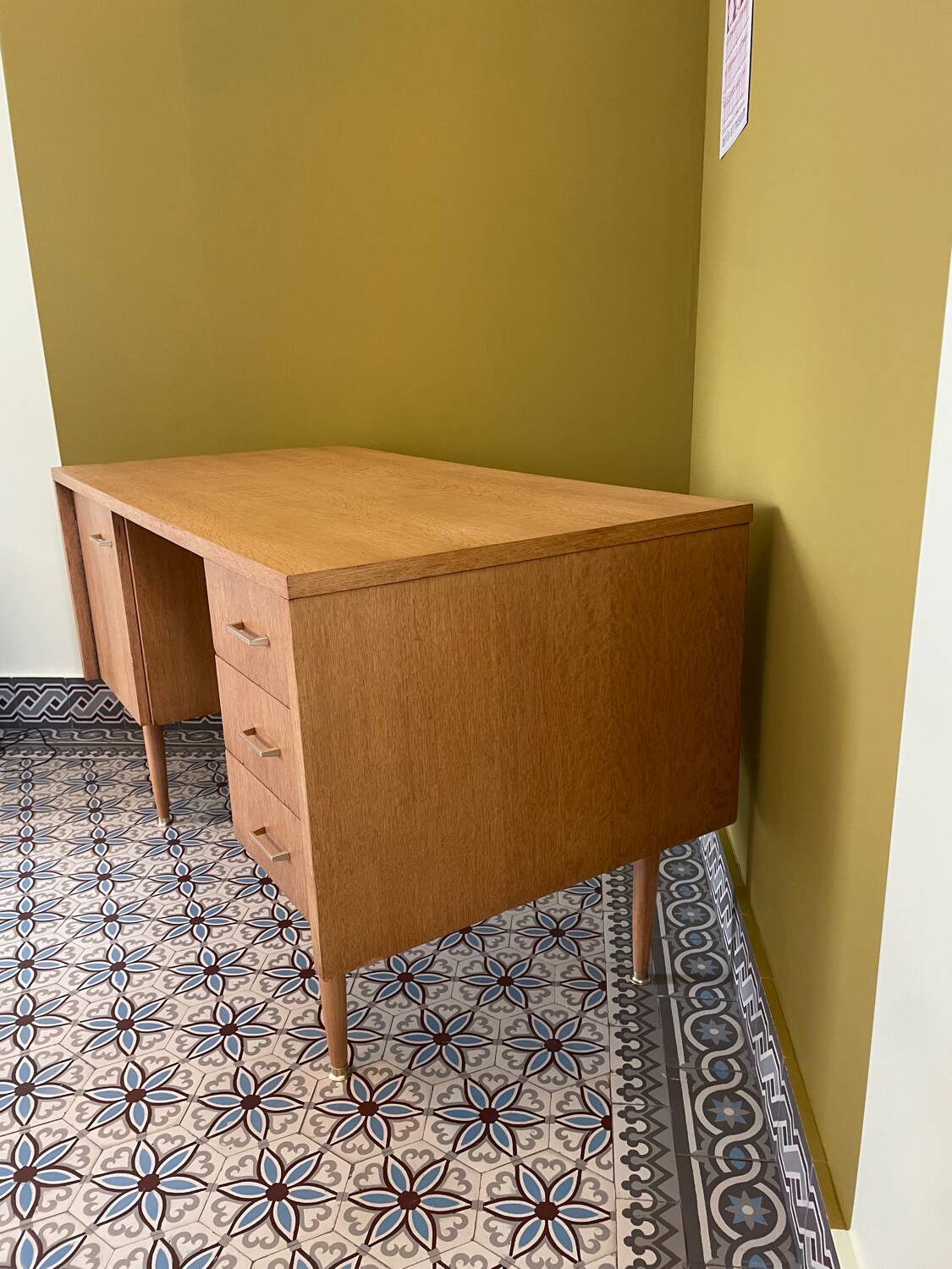 Bureau en bois vintage 60-70