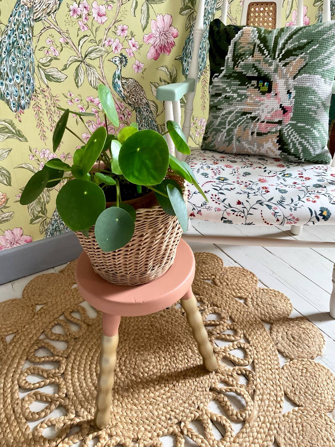 Terracotta tripod stool