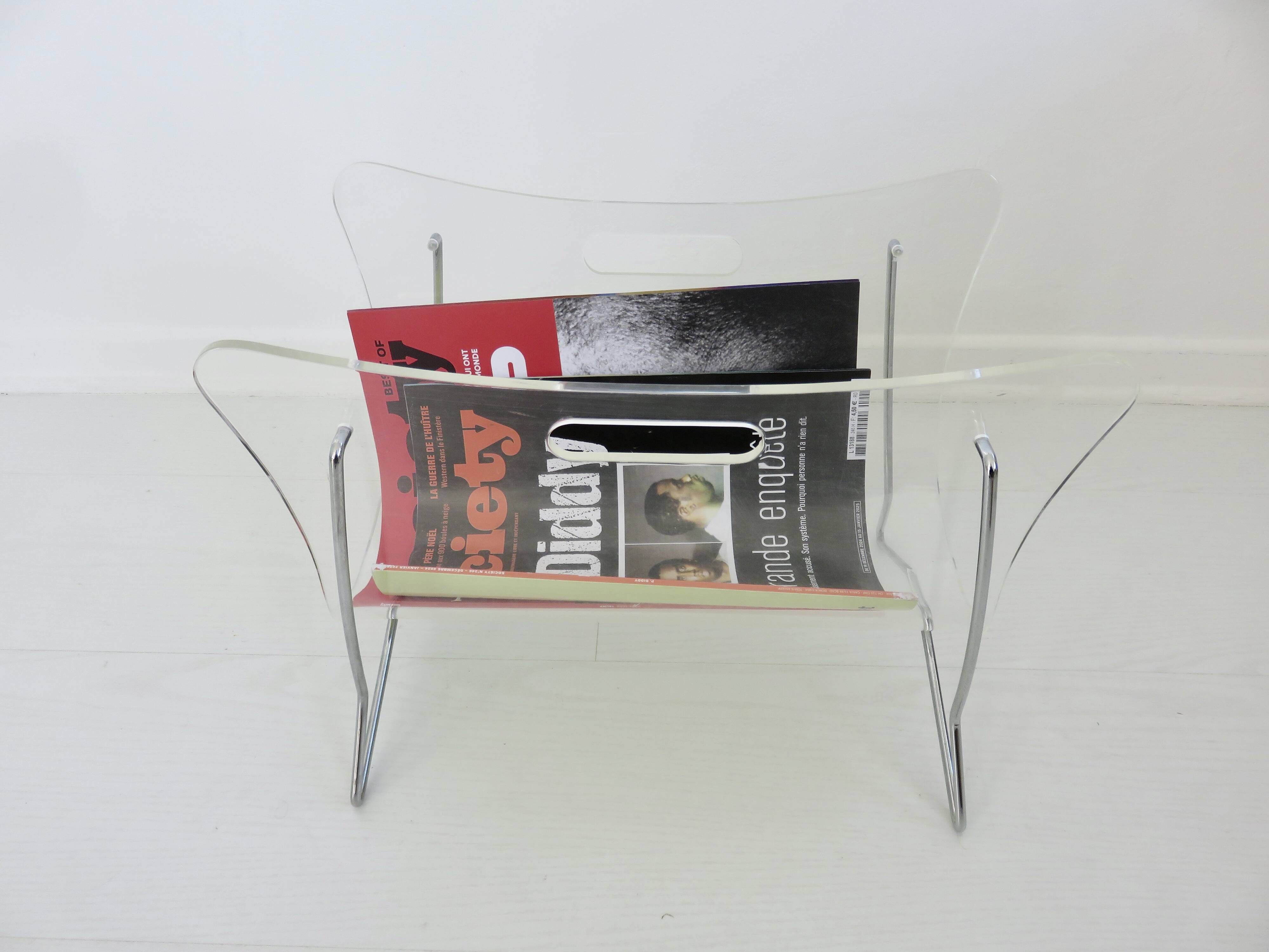 Magazine rack for Roche Bobois in plexiglass and chromed metal, 1970