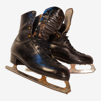 Paire de patins à glace vintage Alviera