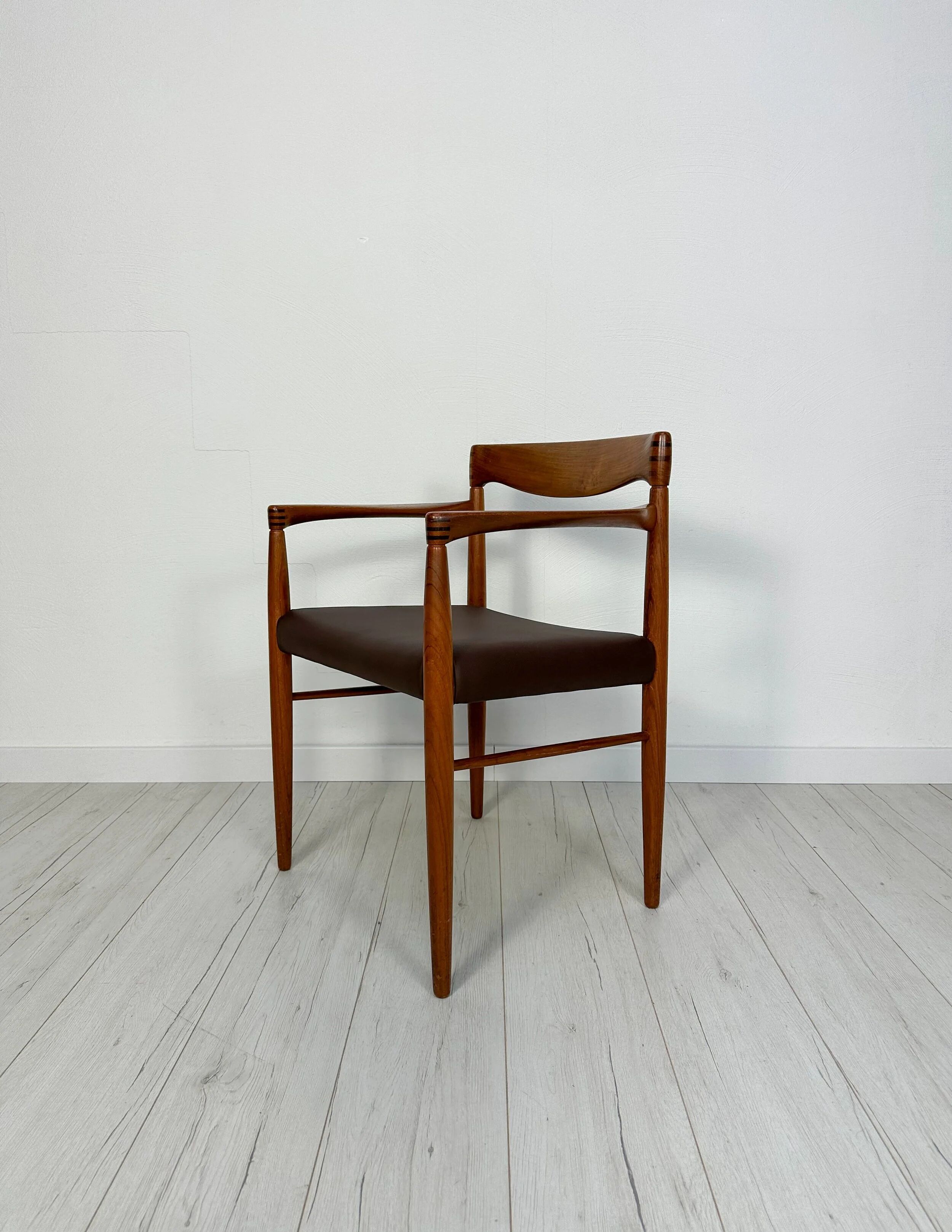 1960s Set of 6 vintage Danish Teak Dining Chairs by H.W. Klein for Bramin