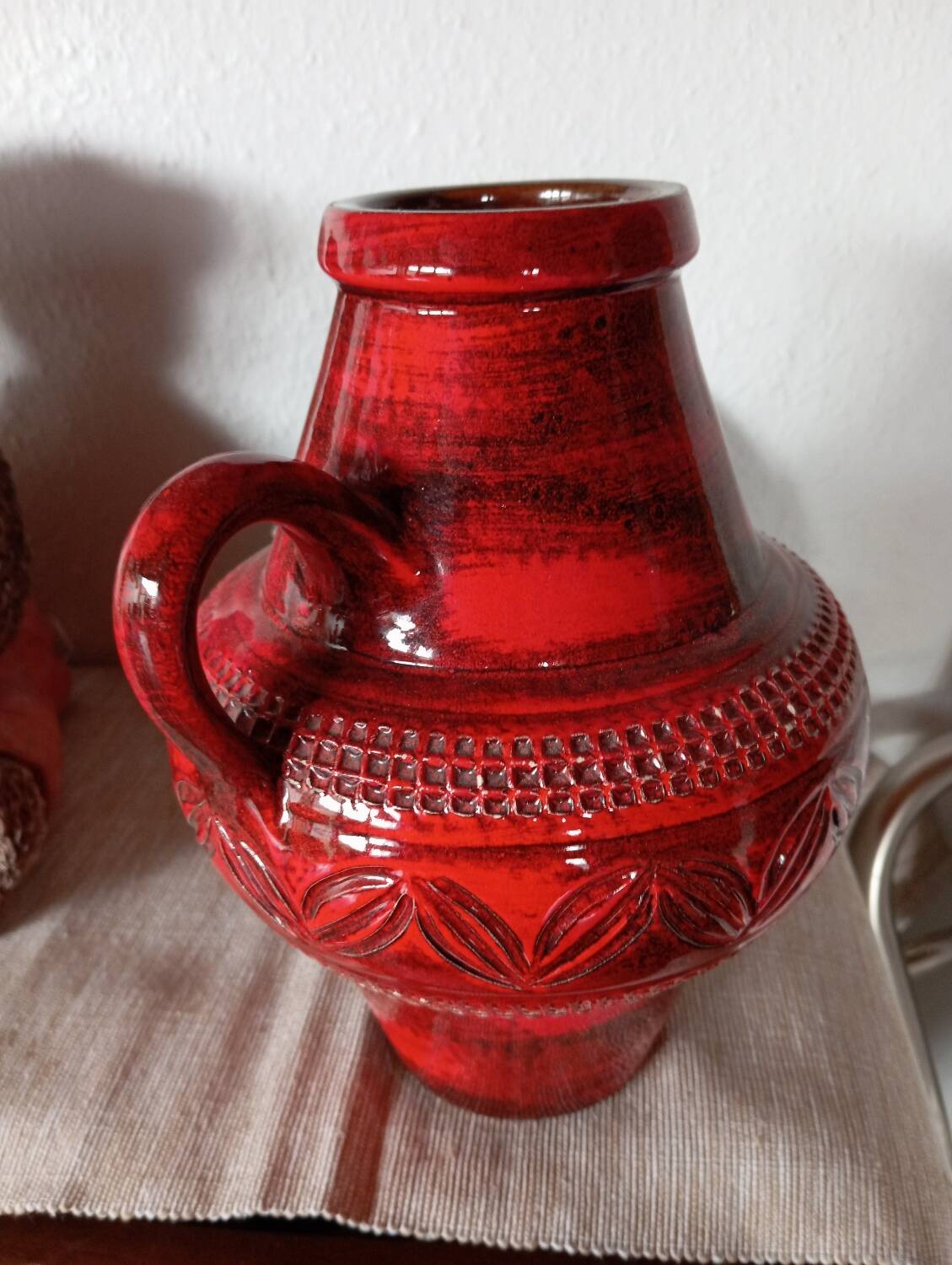Red Ilk Keramik Vase by J. L Knodgwn