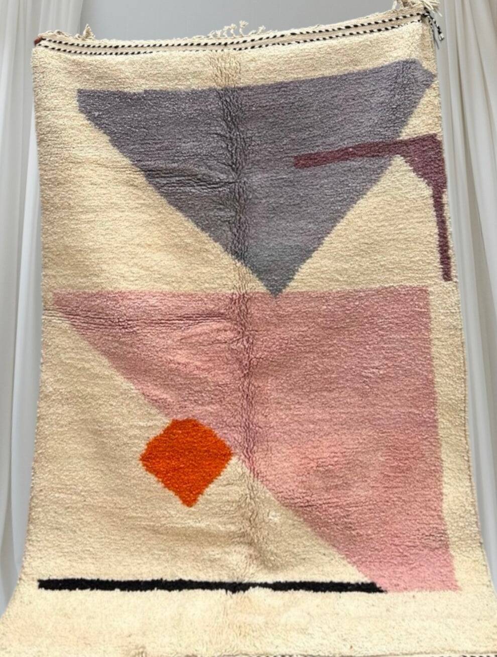 Traditional handmade Beni Ouarin rug size 150 x 250 cm
