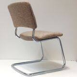 Strafor chair