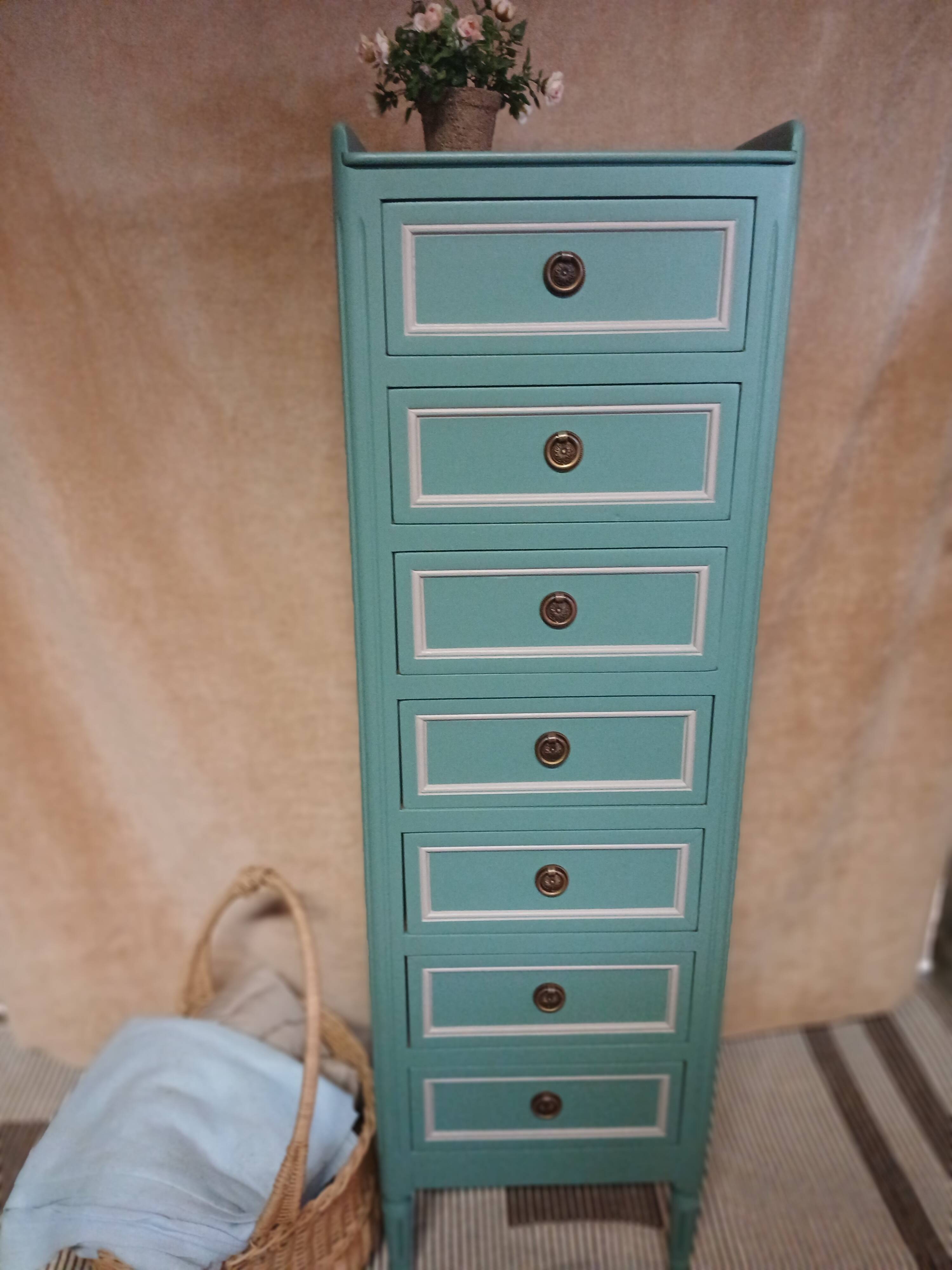 Louis XVI style chest of drawers / commode, 1960s-70s.