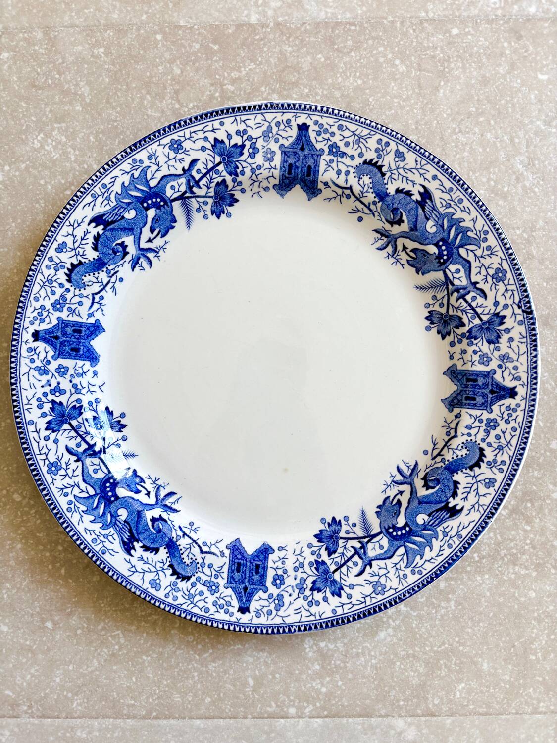 Large plate / dish Boch Dragon 28cm