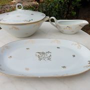 Serving dishes and soup bowl in luxury porcelain of the compagnie nationale