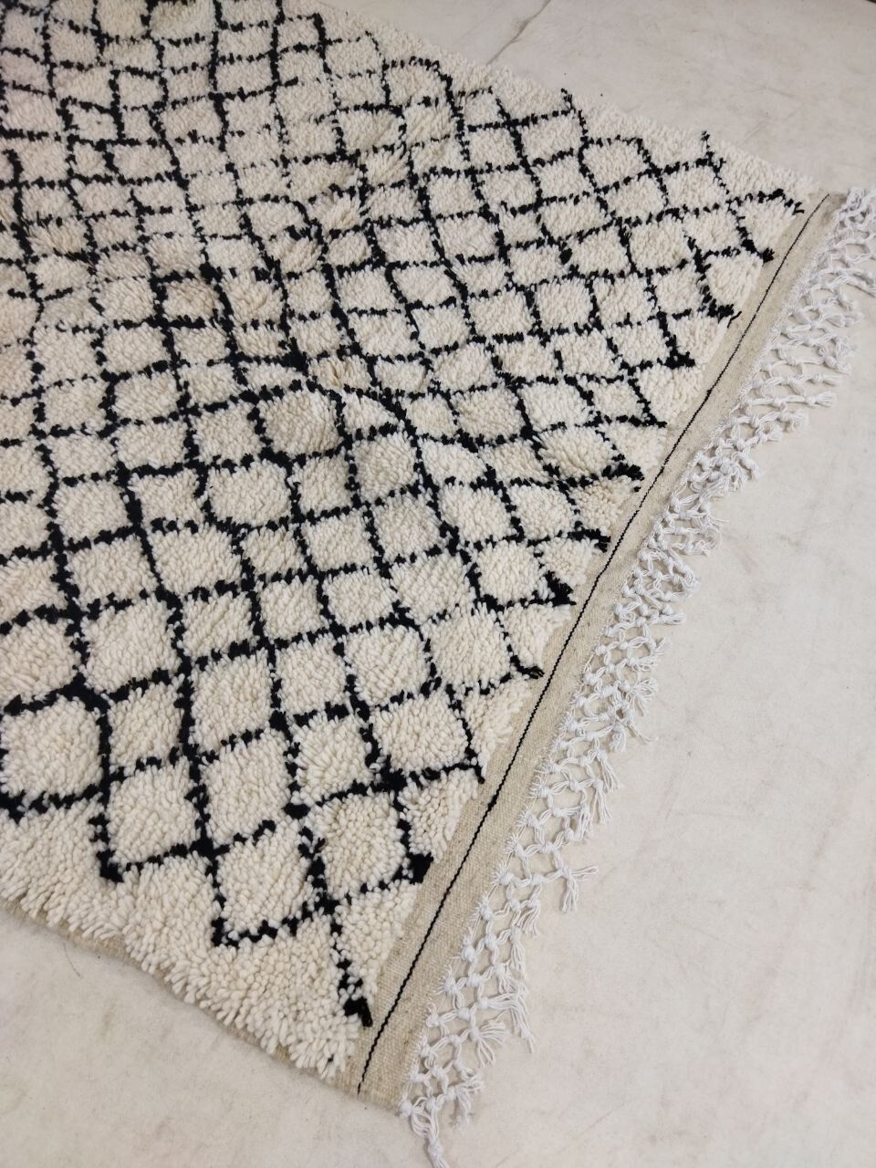 Handmade Moroccan Berber carpet 264 X 155 CM