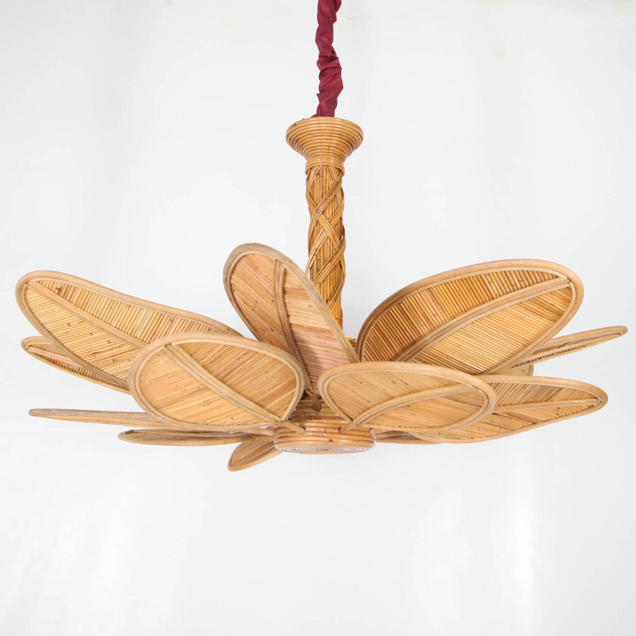 Lustre « fleur » en rotin 