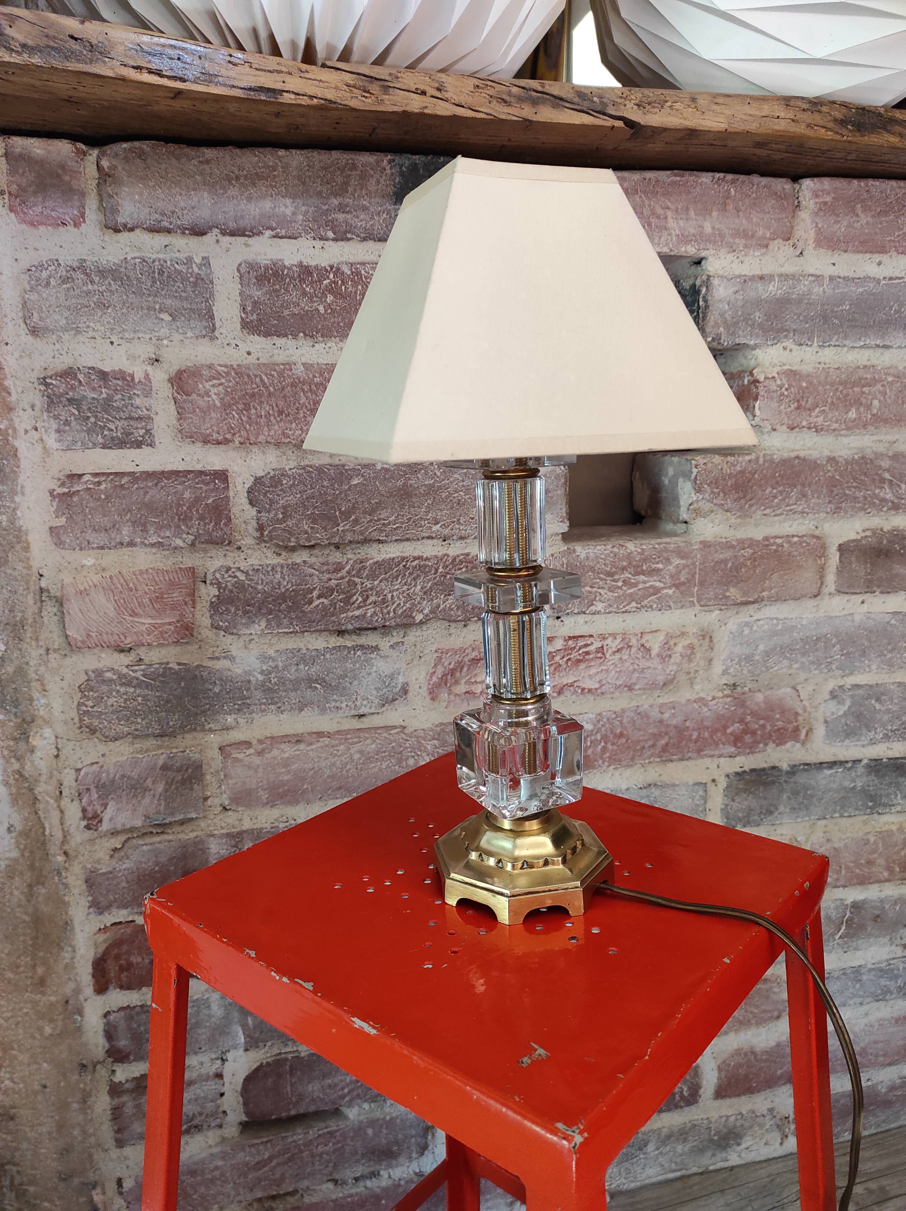 Bedside lamp in art deco glass