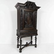 Cabinet néo-baroque de Danzig en chêne - vers 1870-1880
