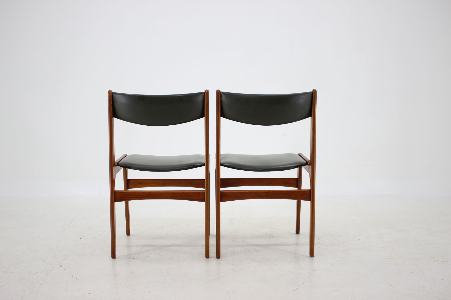 Ensemble de 6 chaises de salle à manger danoises en teck/cuir, années 1960