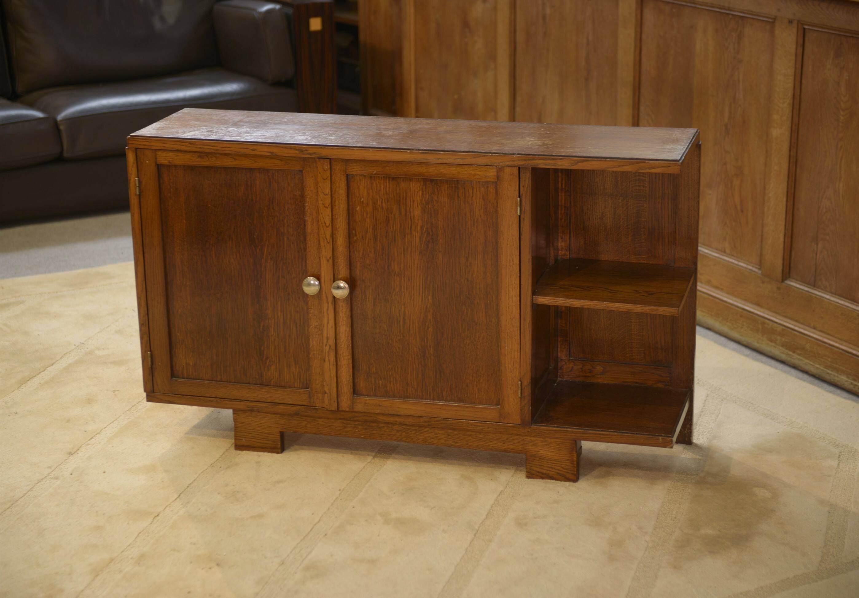 Meuble d’appoint Art Déco en chêne 1940’s