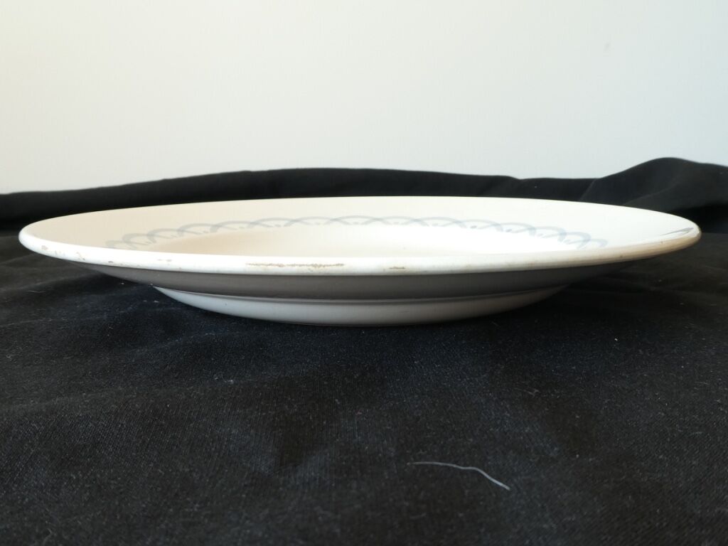 Plat rond en faience digoin sarreguemines modele cannes