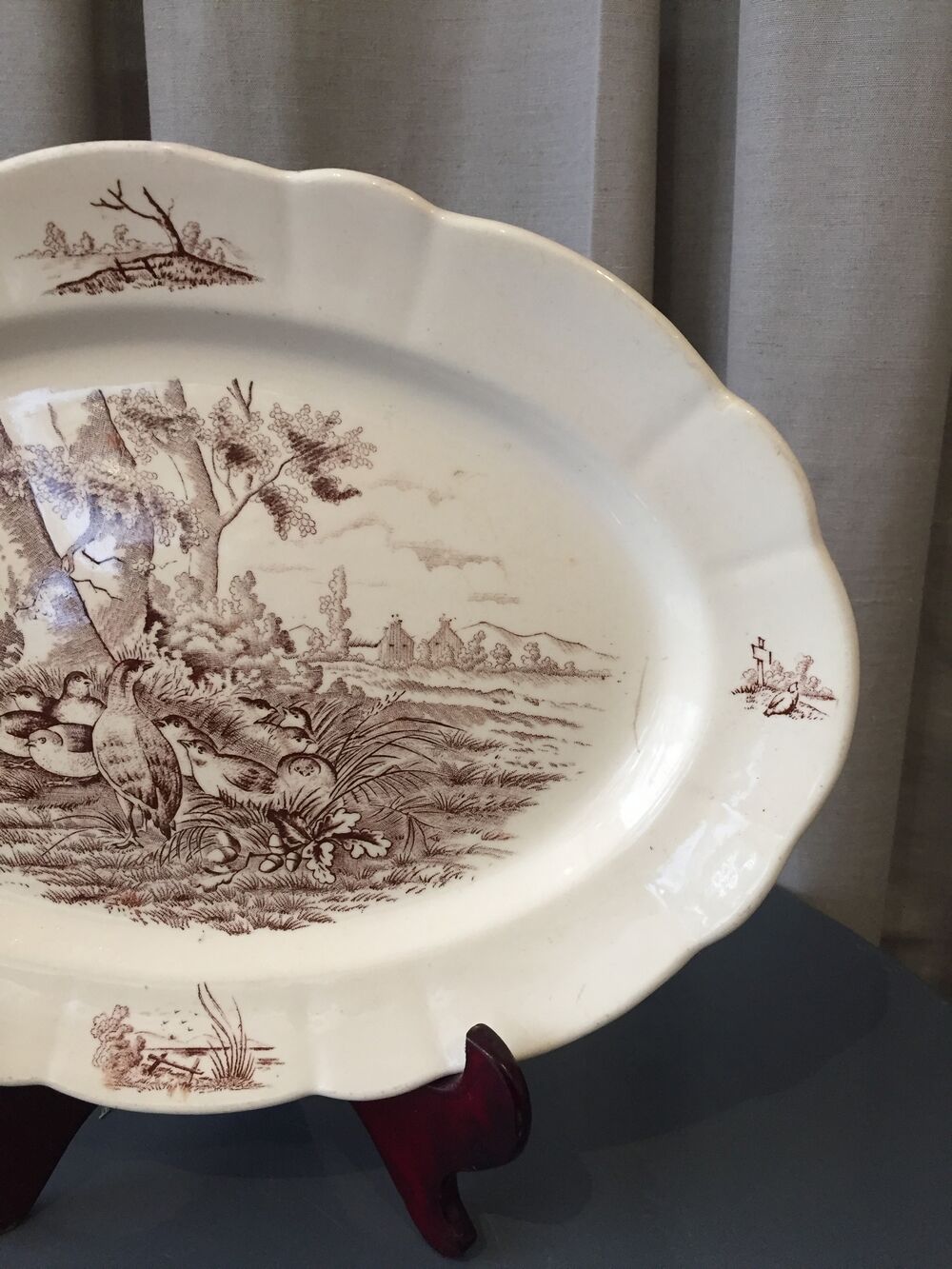 OVAL SERVING DISH IN TER DE FER MODEL BURGUNDY LONGCHAMP DECOR HUNTING