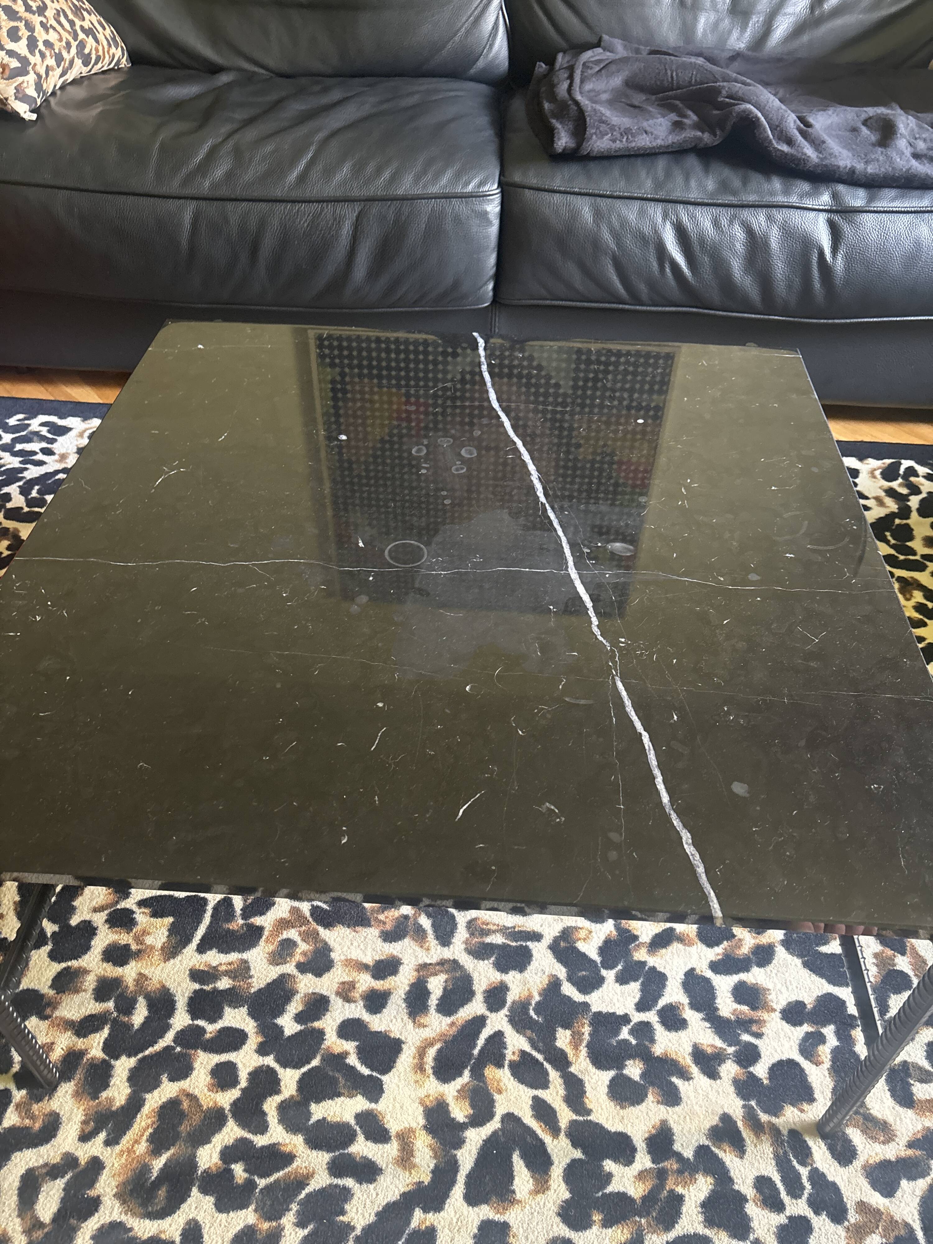 Table basse carré rRebar