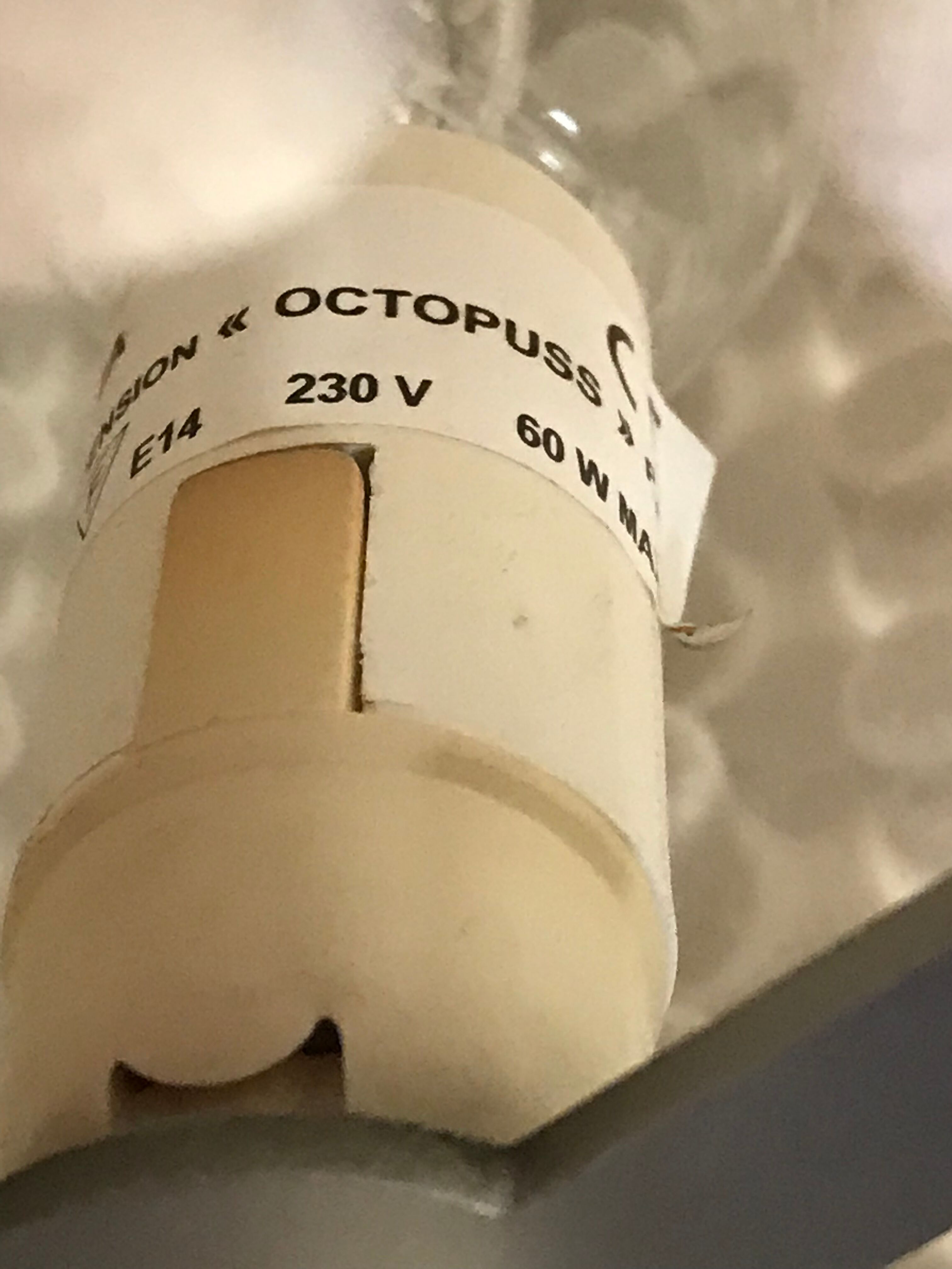 Vintage Octopuss hanging