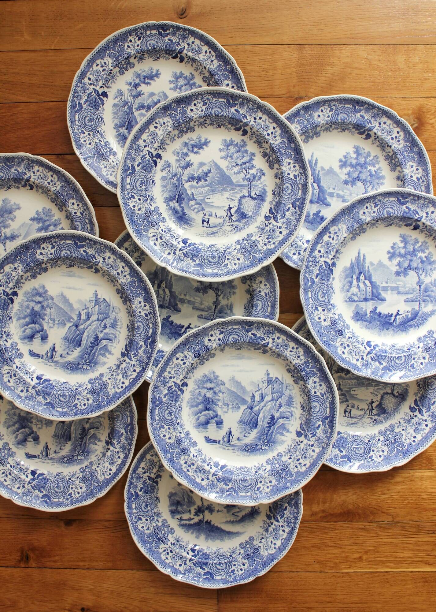 11 vintage Villeroy and Boch "Burgenland" earthenware soup plates