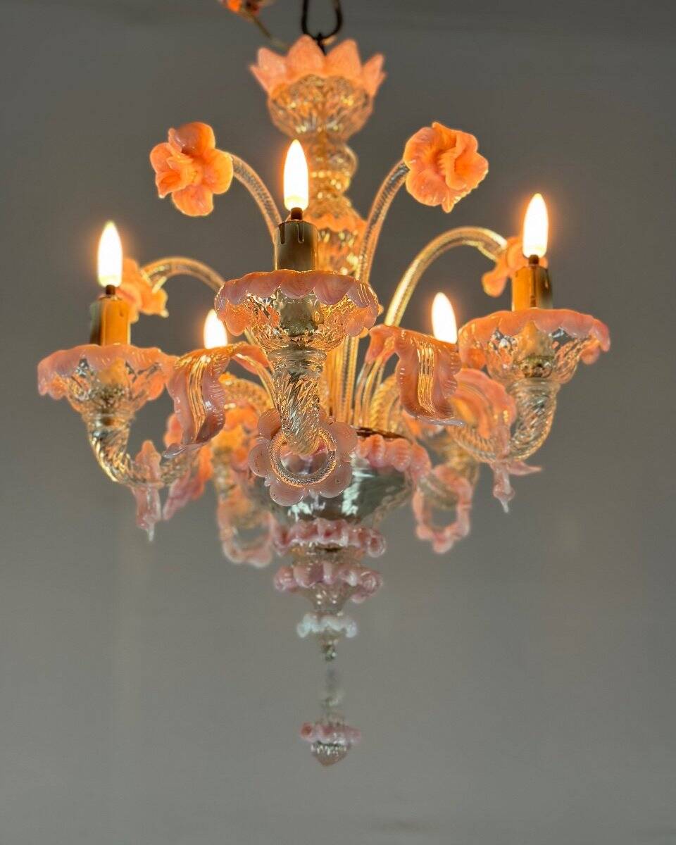 Small venetian chandelier in colorless and pink murano glass 5 arms of light circa 1920