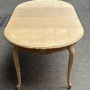 Table de repas ronde, ovale extensible en chêne poncé