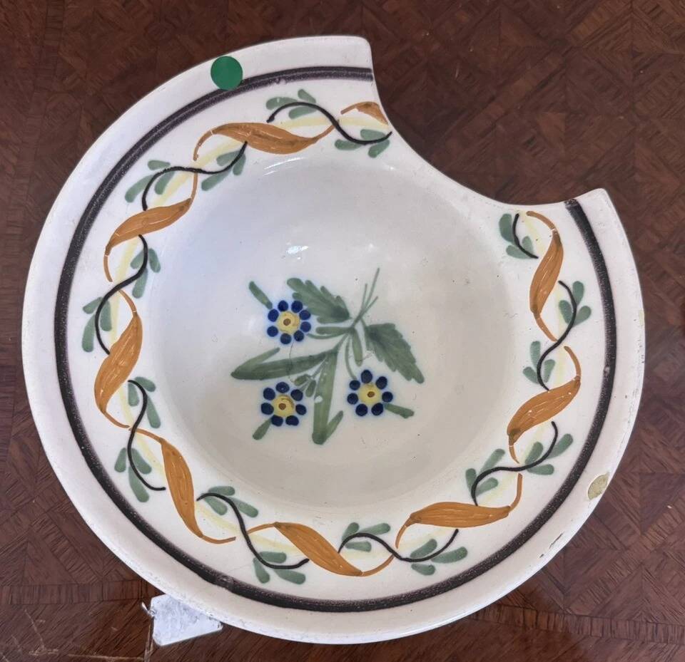 Two earthenware beard dishes – Moustiers and East of France