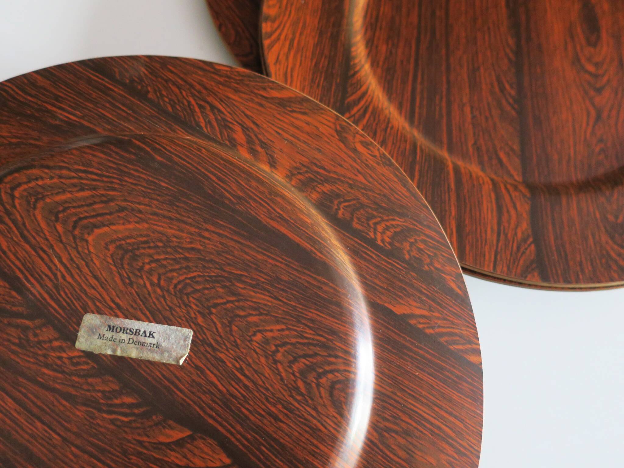 Set of 12 plywood rosewood and teak plates by mossback, Denmark 1960s