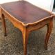 Bureau, table à écrire avec plateau cuir vitré ancien