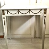 Petite table en bois à patine or et blanc cassé, XIX ème
