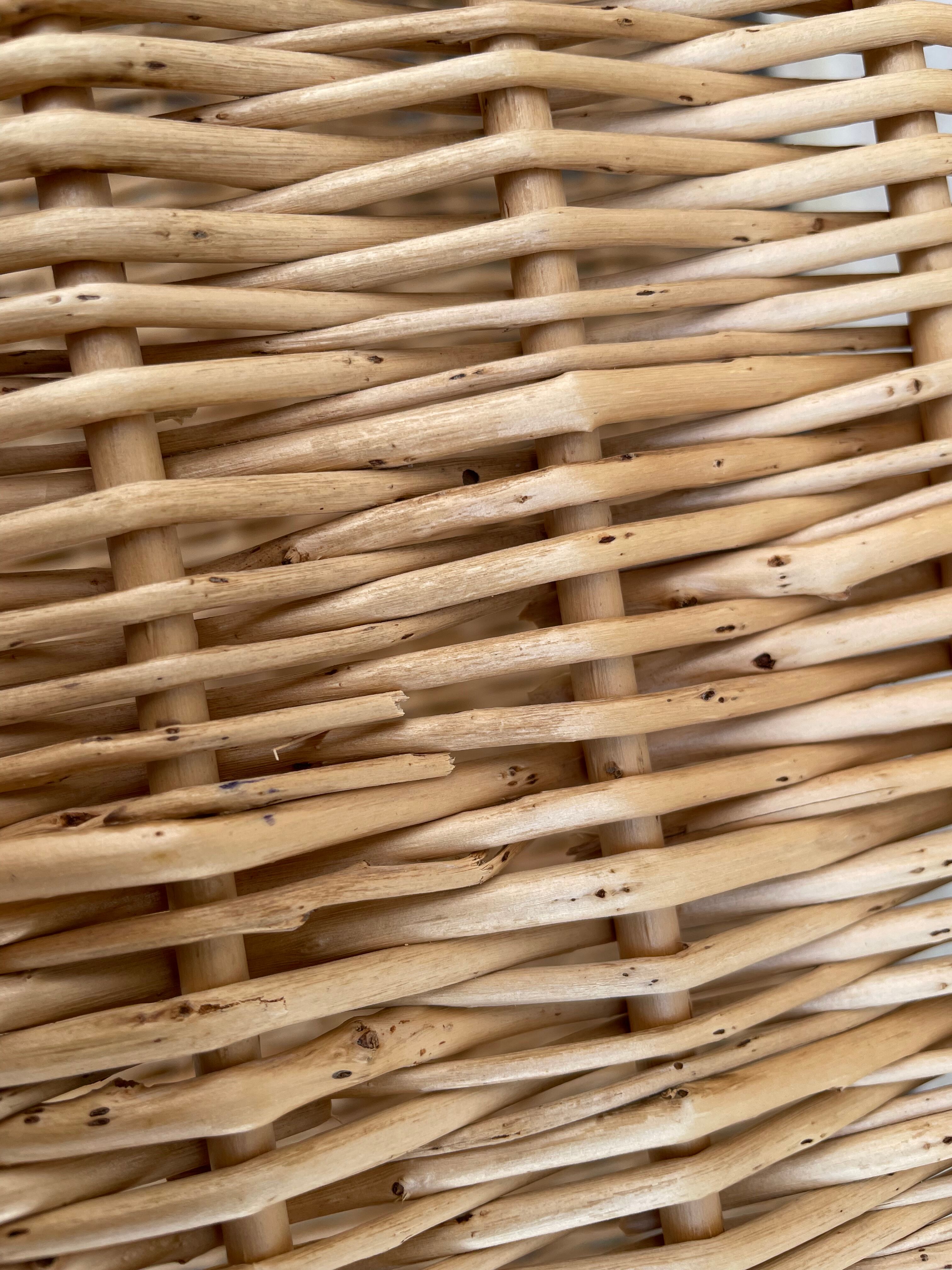 Wicker lyre side table