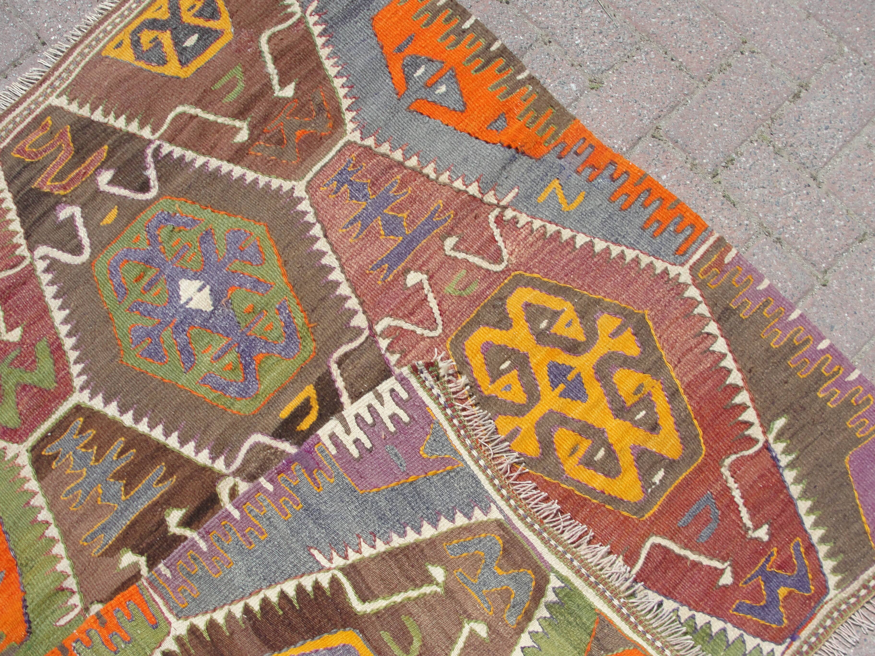 Small handmade kilim rugs for bedroom