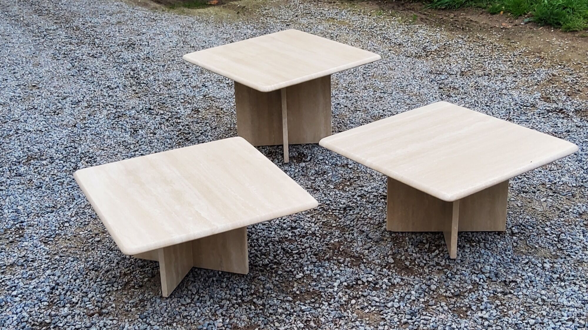 Set of 3 travertine trundle coffee tables from the 70s