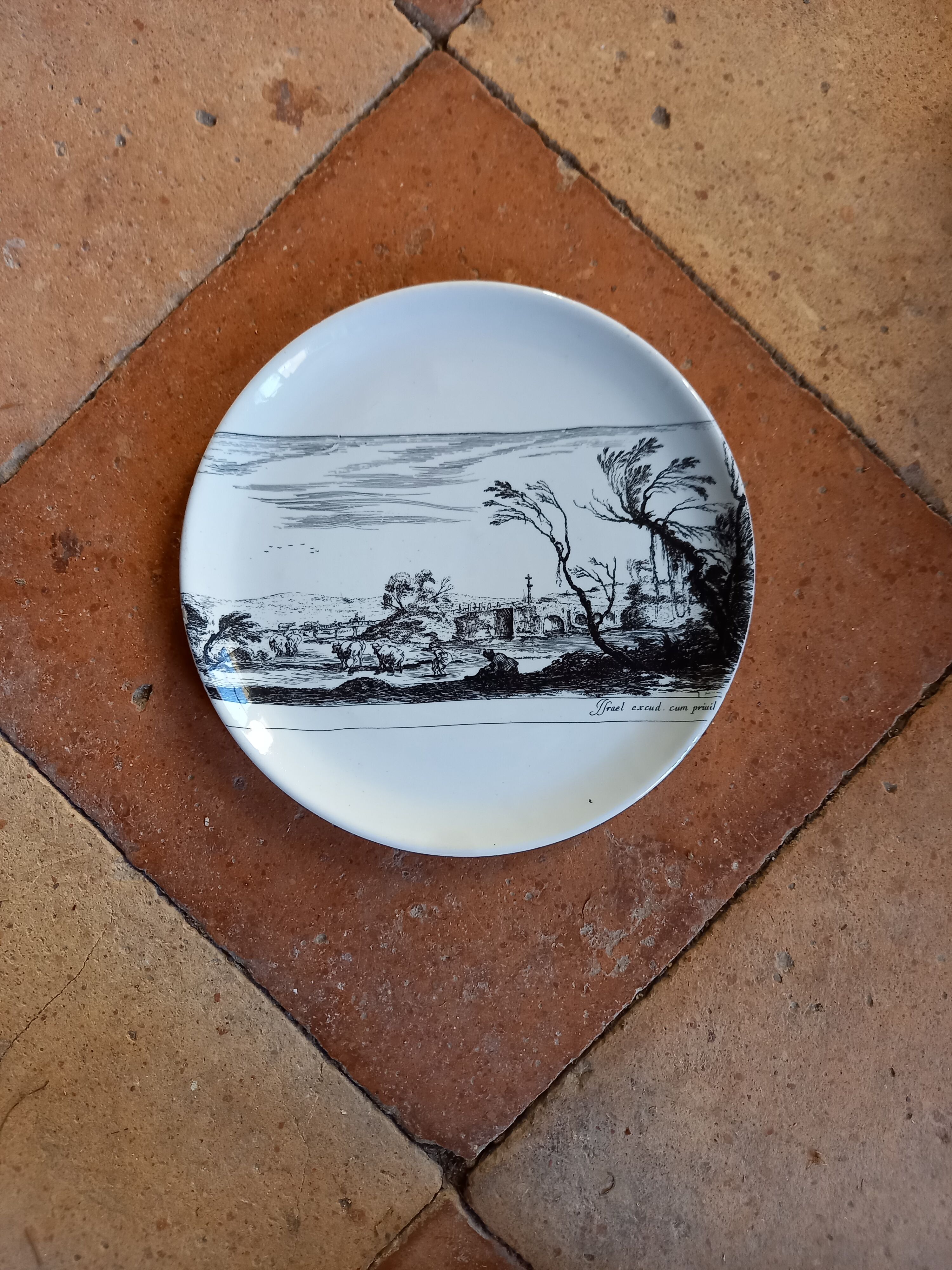 6 white plates decorations engravings Piranese