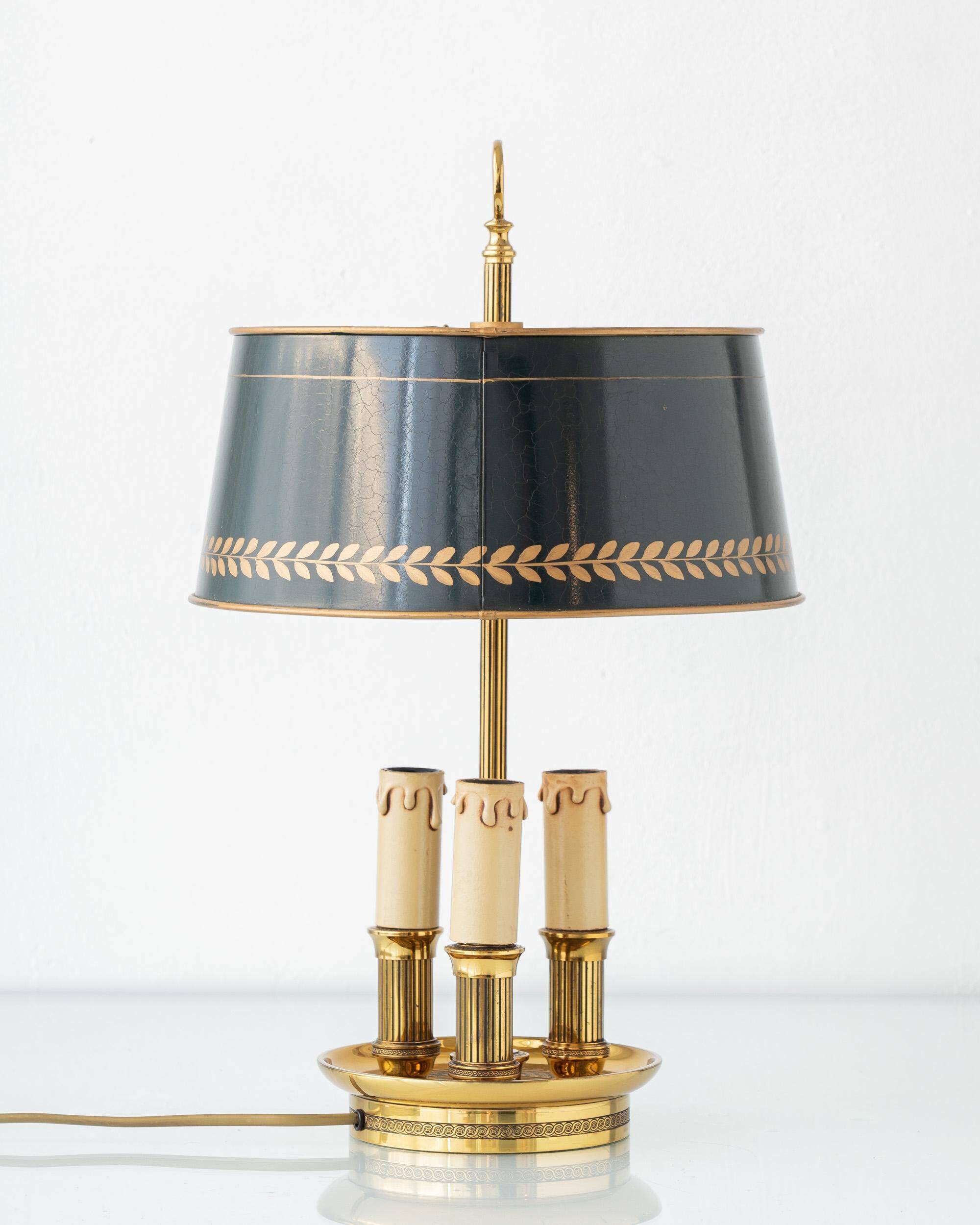 French Empire Bouillotte Lamp with Three Lights in Brass and a Gold-Plated Tin Shade with Laurel Design