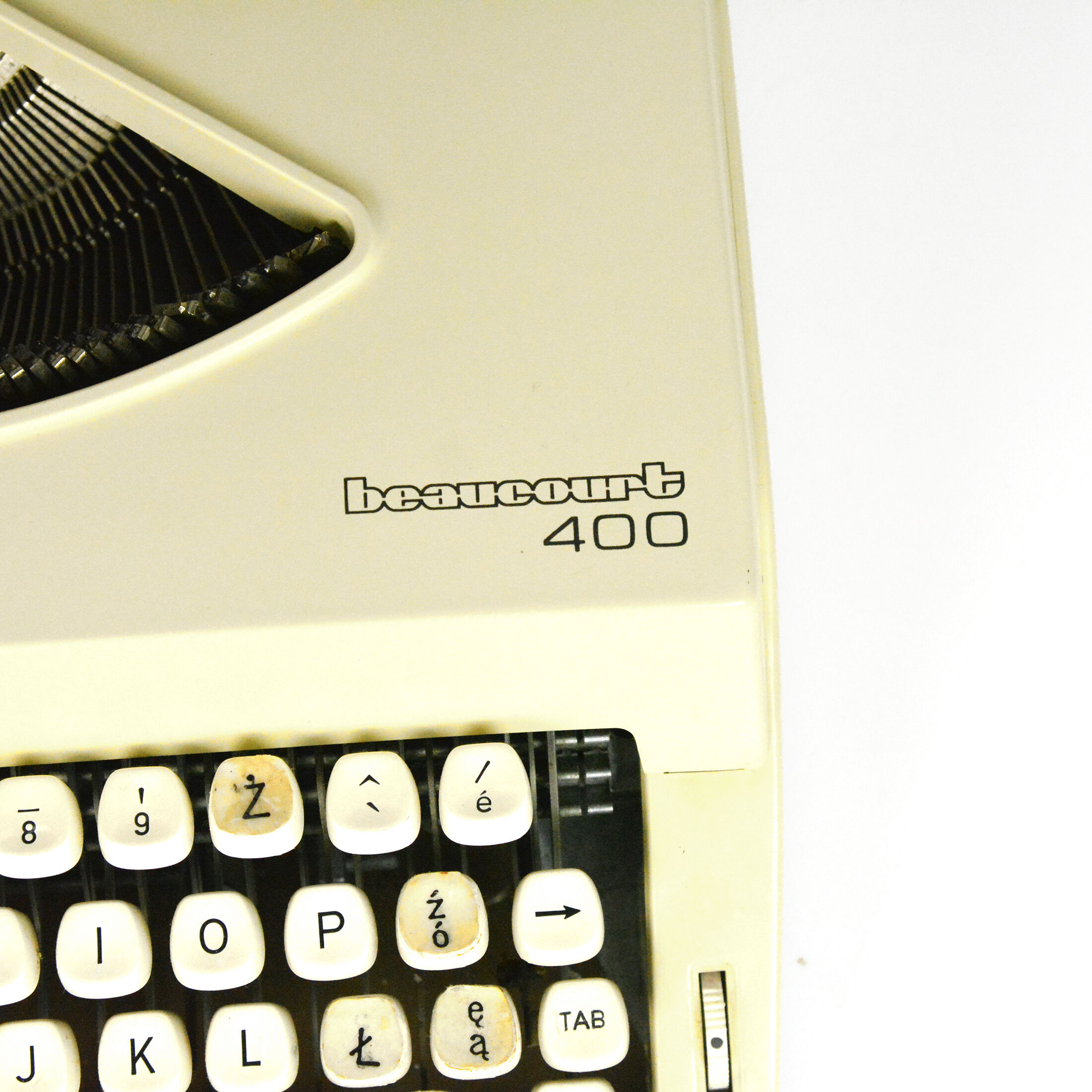 1980s Beaucourt 400 suitcase typewriter, Germany