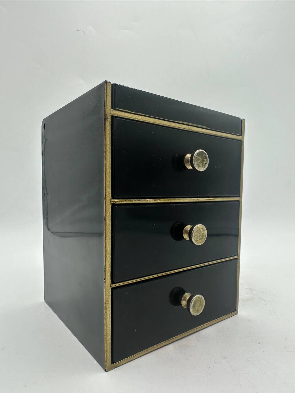 Space age jewelry box