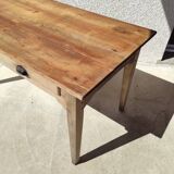 Farm table