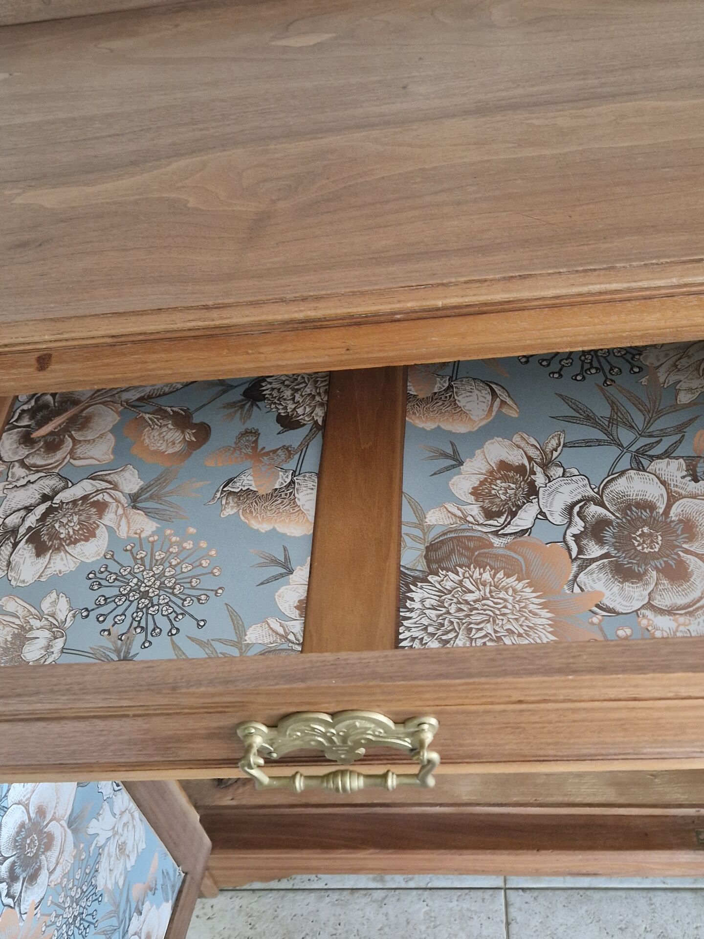 Buffet portes en cannage