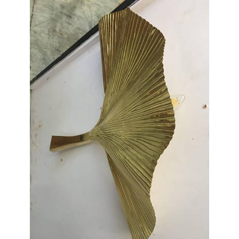 Set of 2 Contemporary Italian Brass Leaf Wall Sconce by Simoeng