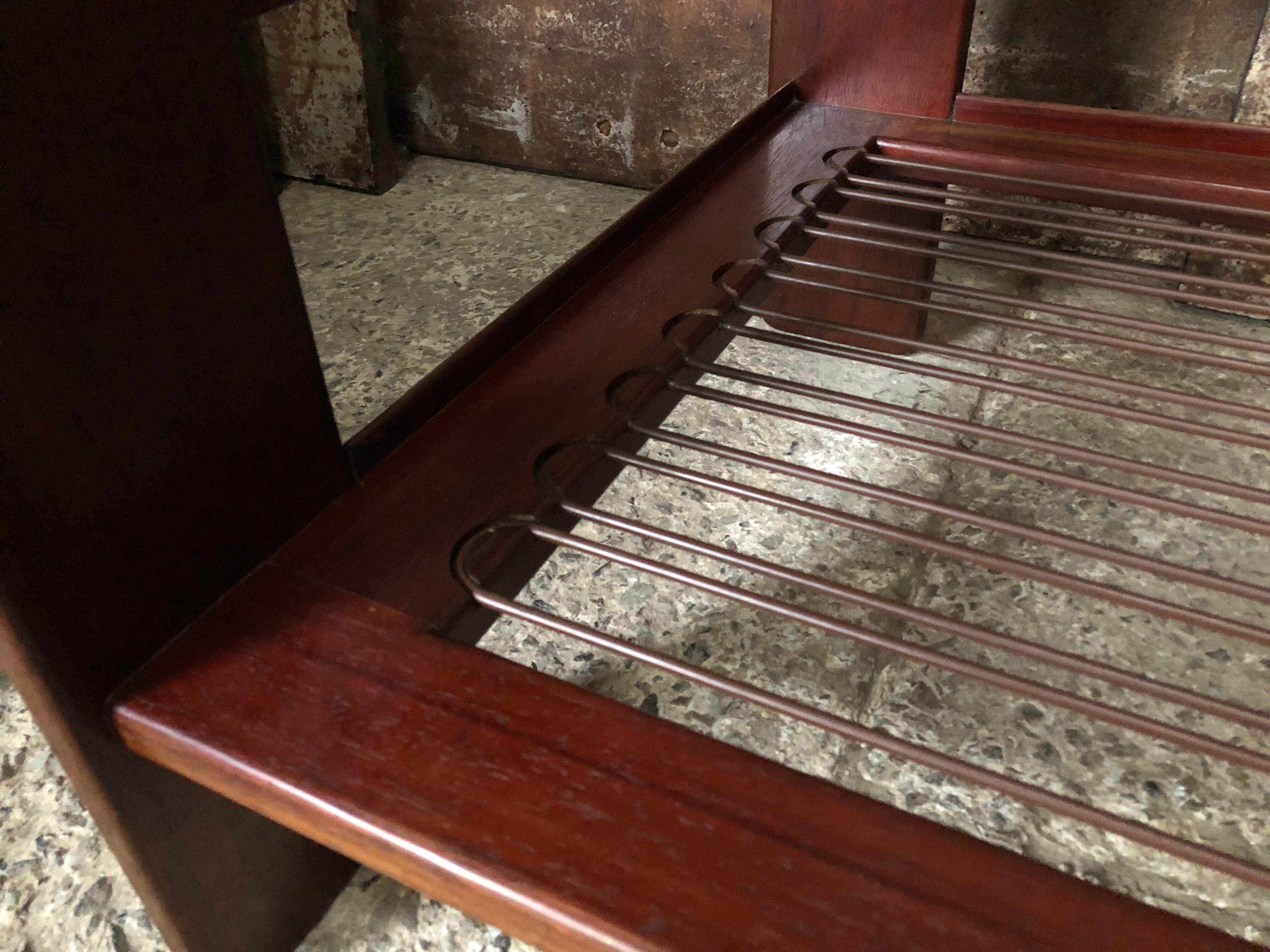 Bastiano chair by Tobia Scarpa