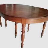 Table in walnut